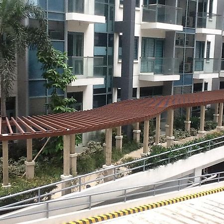 Palm Tree Genlex Condo Manila Luaran gambar