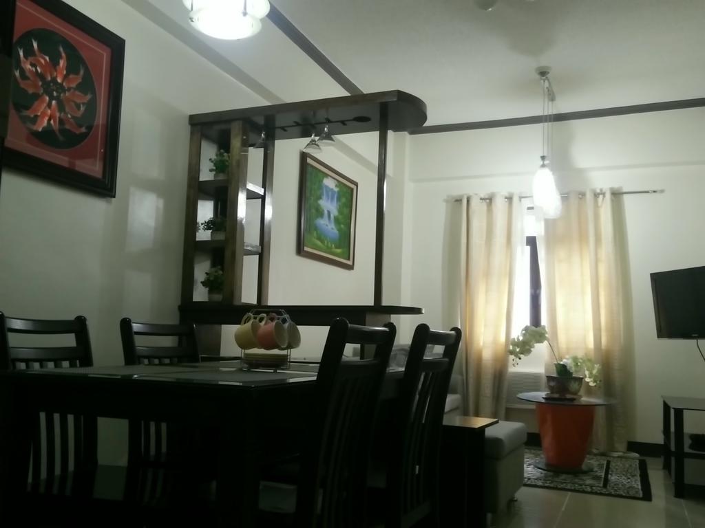 Palm Tree Genlex Condo Manila Luaran gambar
