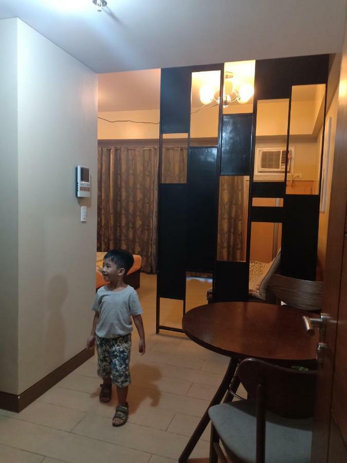 Palm Tree Genlex Condo Manila Luaran gambar
